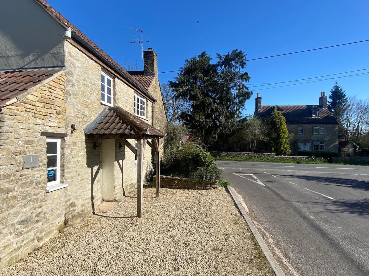 The Explorers Rest - Cottage - Frome Buckland Dinham Exterior foto